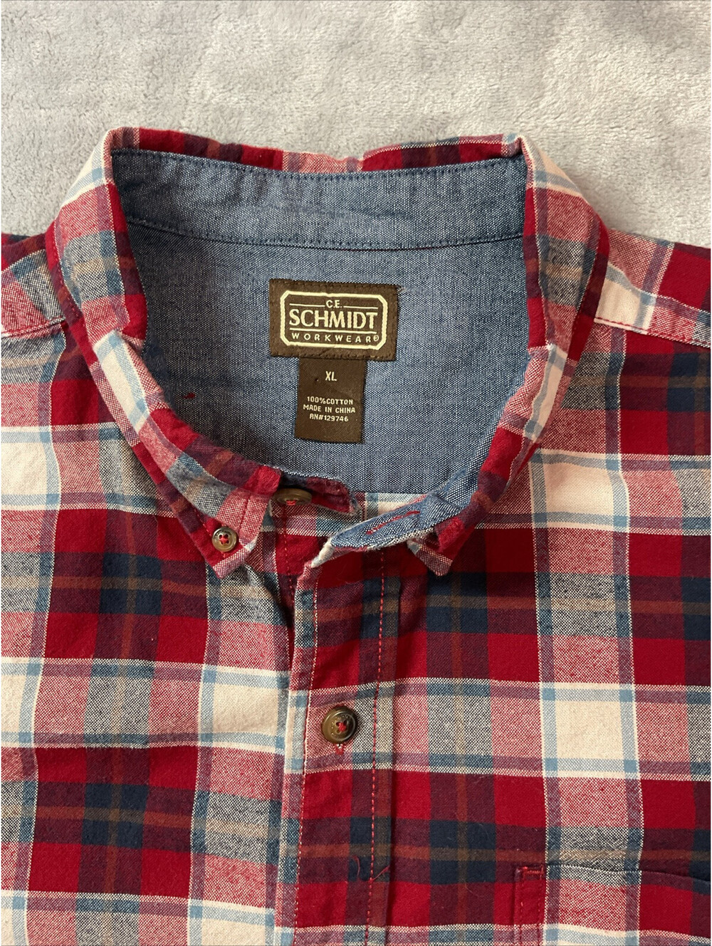 C.E. Schmidt Workwear Men’s Size XL Blue Red Plaid Long Sleeve Button Up